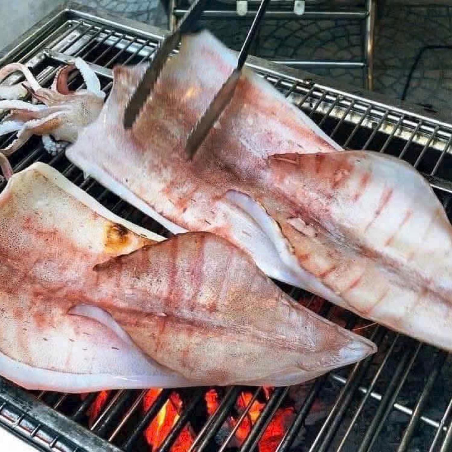 Mực 1 nắng 1-3 con/kg